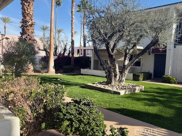 Detail Gallery Image 3 of 24 For 45225 Sunset Ln #B9 #1,  Palm Desert,  CA 92260 - 2 Beds | 2 Baths