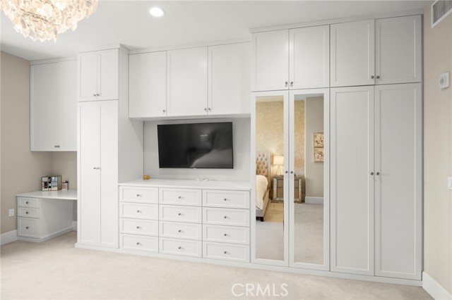 Detail Gallery Image 35 of 52 For 23500 Park Sorrento #H32,  Calabasas,  CA 91302 - 2 Beds | 2/1 Baths