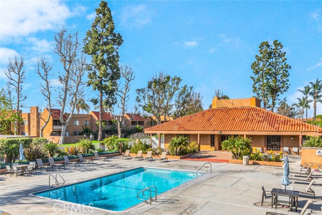 6600 Warner Avenue, Huntington Beach CA: https://media.crmls.org/medias/a0ebb5c5-8f64-4061-ab11-a7c5a1643e08.jpg