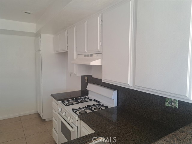 Detail Gallery Image 7 of 19 For 13605 Plato Dr, Moreno Valley,  CA 92553 - 3 Beds | 2/1 Baths