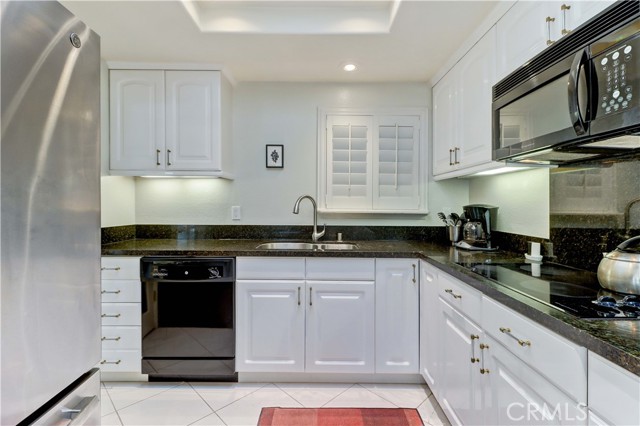 Detail Gallery Image 14 of 47 For 881 via Mendoza #O,  Laguna Woods,  CA 92637 - 2 Beds | 2 Baths