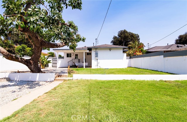 10523 Memphis Avenue, Whittier CA: https://media.crmls.org/medias/a0eda13c-7680-44b3-82e4-b394c7be851f.jpg