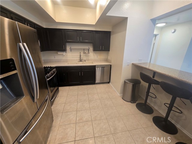 Detail Gallery Image 10 of 26 For 14347 Albers St #301,  Sherman Oaks,  CA 91401 - 2 Beds | 2 Baths