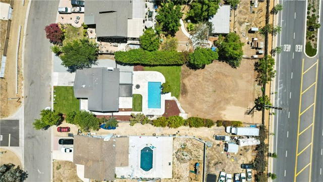 2344 Santa Anita Road, Norco CA: https://media.crmls.org/medias/a0ee195e-7c2b-4f33-a8a6-79a155d30217.jpg