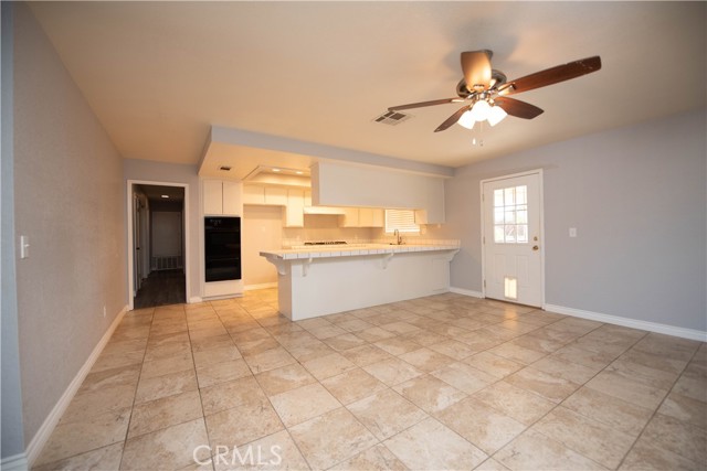 Detail Gallery Image 5 of 23 For 14060 Cronese Rd, Apple Valley,  CA 92307 - 3 Beds | 2/1 Baths