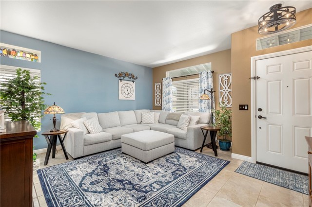 Detail Gallery Image 6 of 34 For 45166 via Quivera, Temecula,  CA 92592 - 3 Beds | 2/1 Baths