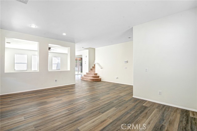 Detail Gallery Image 2 of 24 For 832 Melville, San Jacinto,  CA 92583 - 4 Beds | 2/1 Baths