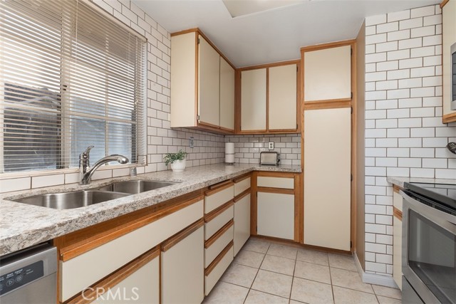 Detail Gallery Image 22 of 56 For 3 via Pariente, Rancho Santa Margarita,  CA 92688 - 2 Beds | 2 Baths