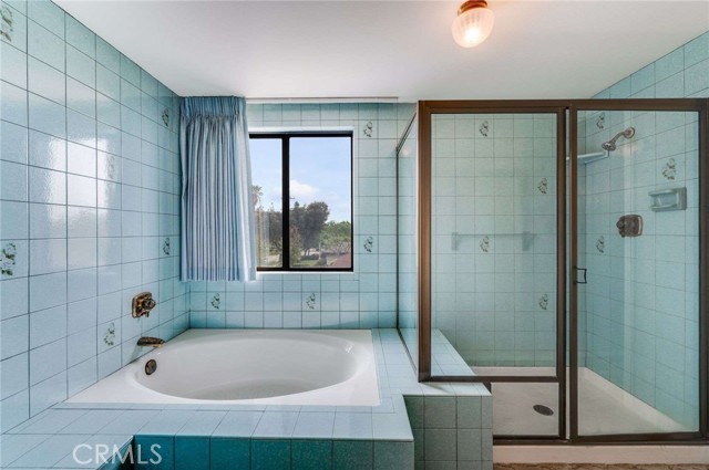 605 N Live Oak, Glendora CA: https://media.crmls.org/medias/a0f11d44-56b3-4f06-ac81-5c9386f20ca8.jpg