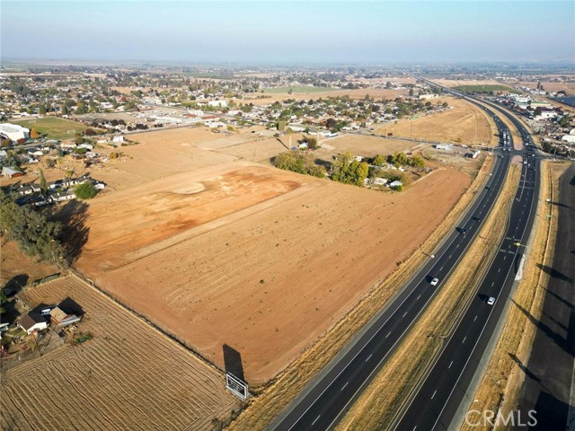 Detail Gallery Image 12 of 15 For 1097 W Northgrand Ave, Porterville,  CA 93257 - 3 Beds | 2 Baths