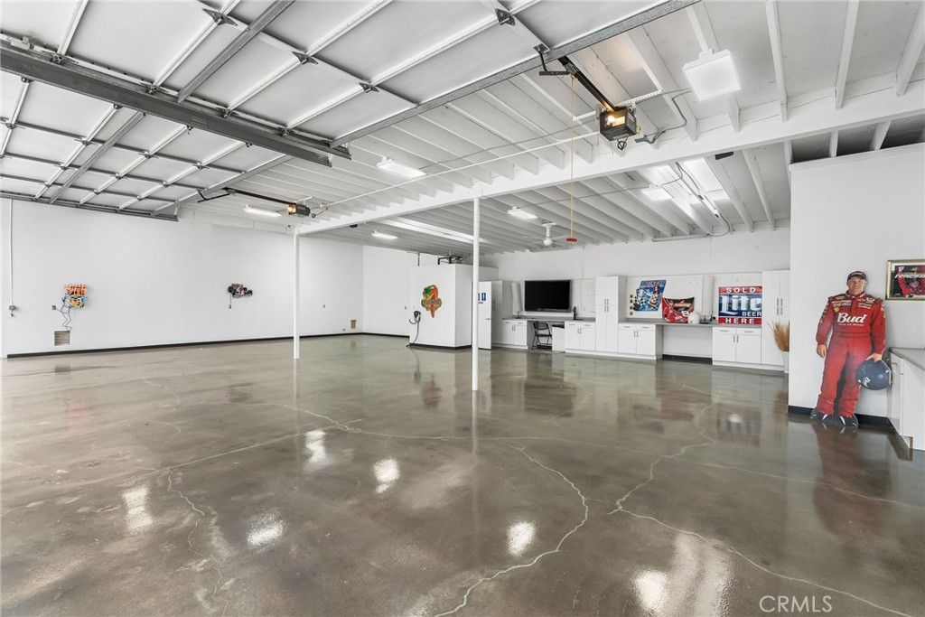 MLS #OC25238572 image #4