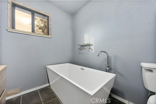 Detail Gallery Image 17 of 30 For 155 S Maston St, Porterville,  CA 93257 - 3 Beds | 2 Baths