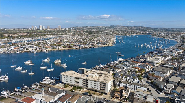 Detail Gallery Image 52 of 58 For 1613 E Balboa, Newport Beach,  CA 92661 - – Beds | – Baths