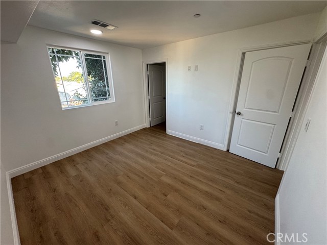 Detail Gallery Image 7 of 8 For 1731 E 68th St, Los Angeles,  CA 90001 - – Beds | – Baths