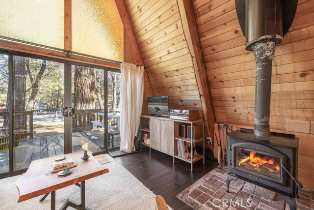 Detail Gallery Image 7 of 29 For 446 Riverside, Sugarloaf,  CA 92386 - 1 Beds | 1 Baths