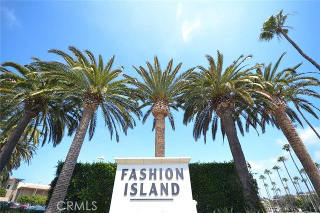 950 Cagney Lane, Newport Beach CA: https://media.crmls.org/medias/a0f50e7f-82eb-4637-b6a9-a16efbbdea48.jpg