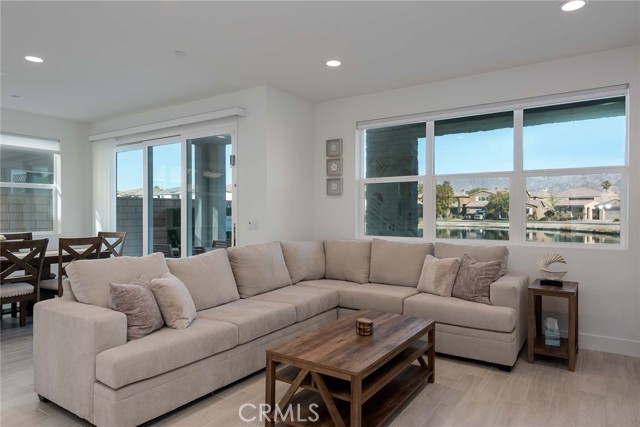 Detail Gallery Image 6 of 32 For 84650 Litorale Ct, Indio,  CA 92203 - 4 Beds | 4/1 Baths