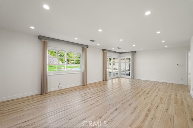 Detail Gallery Image 14 of 52 For 20171 Allentown, Woodland Hills,  CA 91364 - 3 Beds | 4 Baths