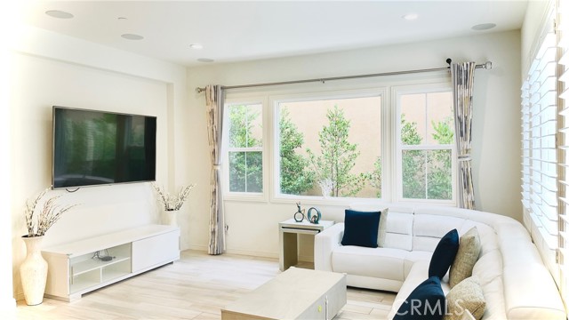 Detail Gallery Image 6 of 35 For 358 Pinnacle Dr, Lake Forest,  CA 92630 - 5 Beds | 4 Baths