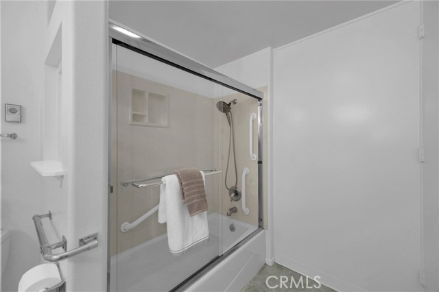 Detail Gallery Image 23 of 32 For 1491 Golden Rain Rd 91j,  Seal Beach,  CA 90740 - 2 Beds | 2 Baths