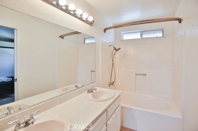 9694 Sycamore Canyon Road, Moreno Valley CA: https://media.crmls.org/medias/a0f6e0ed-6a36-4193-bce3-a1a8dfd27955.jpg