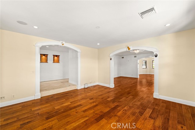 Detail Gallery Image 11 of 47 For 24449 Nan Court, Diamond Bar,  CA 91765 - 6 Beds | 4/1 Baths