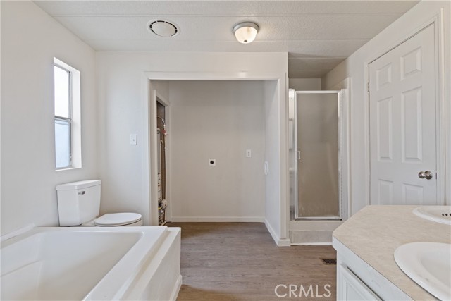Detail Gallery Image 12 of 24 For 6173 Holiday, Rosamond,  CA 93560 - 2 Beds | 2 Baths