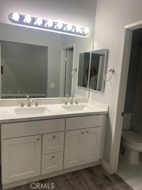 Detail Gallery Image 5 of 8 For 27523 Calinda, Mission Viejo,  CA 92692 - 2 Beds | 2/1 Baths