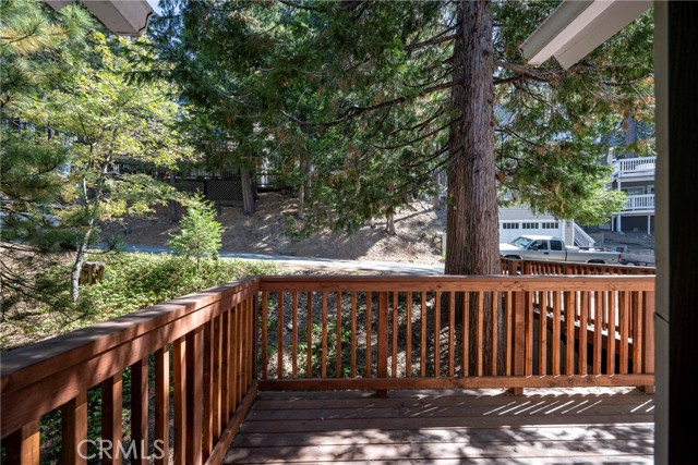 Detail Gallery Image 40 of 44 For 305 Summit Rd, Lake Arrowhead,  CA 92352 - 3 Beds | 2 Baths