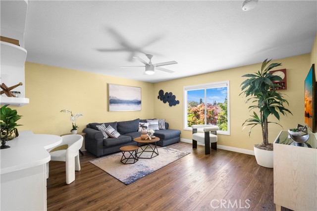 8787 Sunbird Avenue, Fountain Valley CA: https://media.crmls.org/medias/a0f89825-950c-4821-85ca-2c815253a53f.jpg