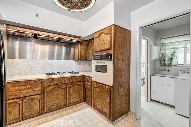 Detail Gallery Image 12 of 39 For 5694 N Winchester, Fresno,  CA 93704 - 3 Beds | 3 Baths