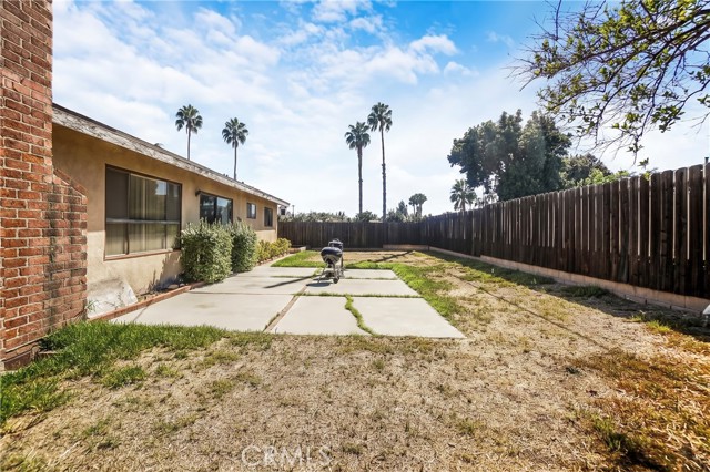9501 Lubao Avenue photo 32