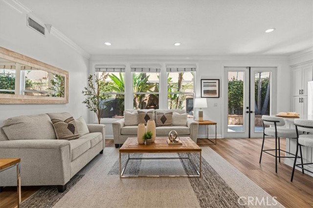 Detail Gallery Image 6 of 41 For 15 Bodega Bay, Irvine,  CA 92602 - 4 Beds | 3 Baths