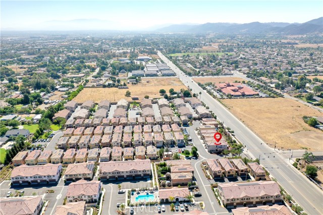 Detail Gallery Image 6 of 58 For 24181 Tortosa St, Murrieta,  CA 92562 - 4 Beds | 2/1 Baths