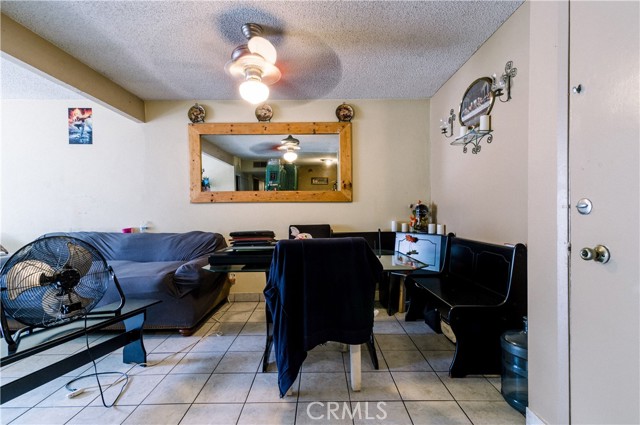 Detail Gallery Image 6 of 20 For 18620 Hatteras St #274,  Tarzana,  CA 91356 - 2 Beds | 2 Baths