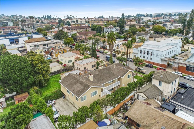 Detail Gallery Image 9 of 13 For 1717 Temple Ave, Long Beach,  CA 90804 - 9 Beds | 9 Baths