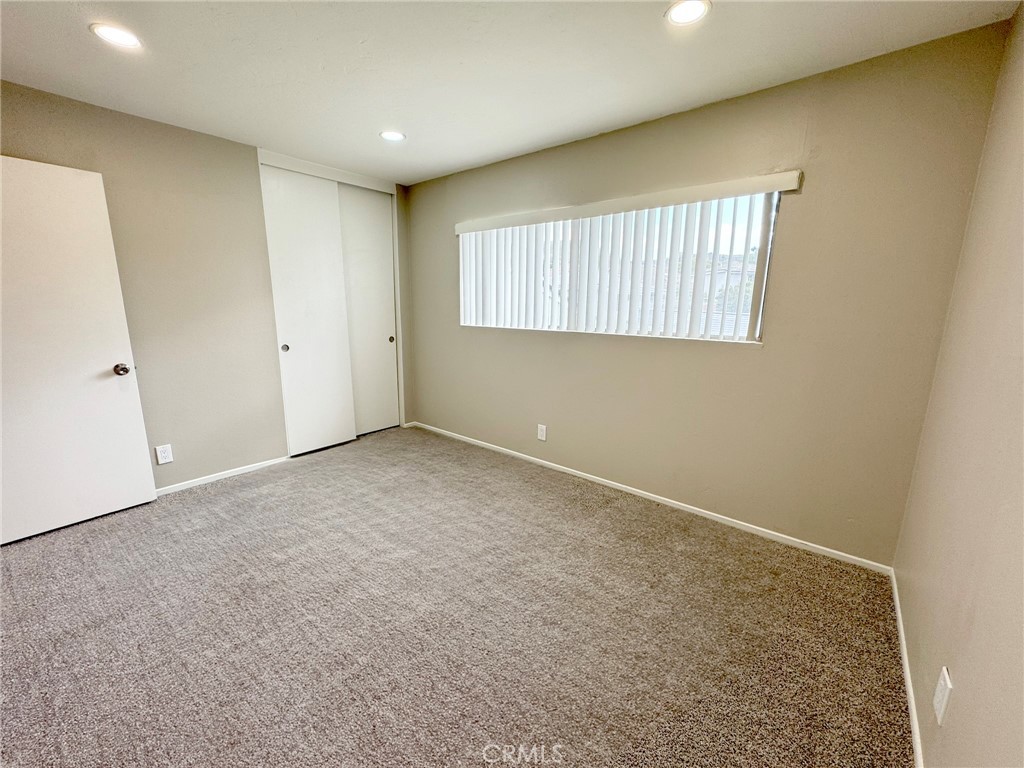 MLS #OC25246722 image #31