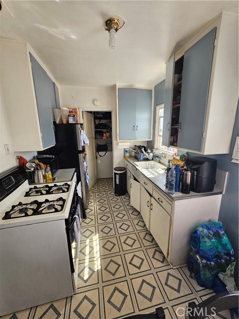 Detail Gallery Image 3 of 4 For 2386 Wilma Ave, Commerce,  CA 90040 - 1 Beds | 1 Baths