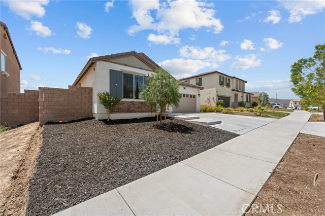 Detail Gallery Image 3 of 35 For 583 Feeder St, Hemet,  CA 92543 - 3 Beds | 2 Baths