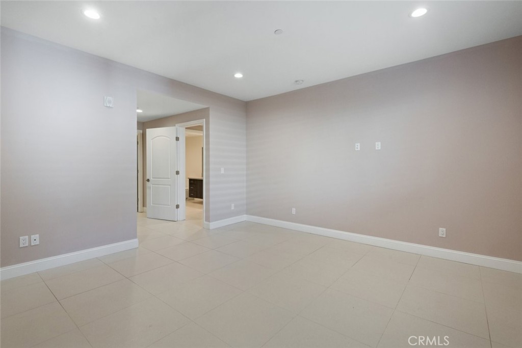 MLS #GD25169388 img 25