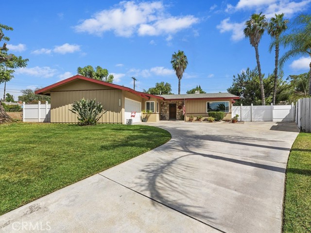 2970 Lucerne Pl, Riverside, CA 92506