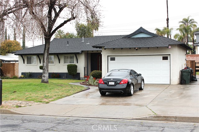 MLS# DW23028511