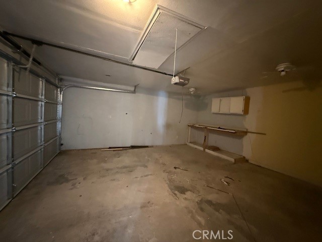 https://media.crmls.org/medias/a0fee45d-1240-48a1-88fc-bca93e6b1de1.jpg?preset=X-Large