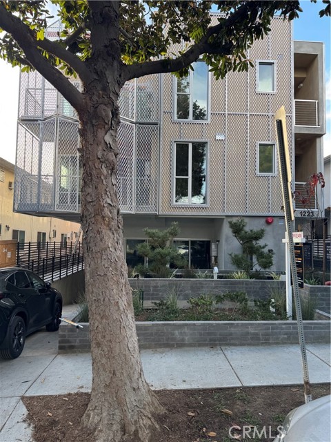 1223 N Hayworth Avenue # 3, West Hollywood, California 90046, 1 Bedroom Bedrooms, ,1 BathroomBathrooms,Residential Lease,For Rent,1223 N Hayworth Avenue # 3,CRSR24235824