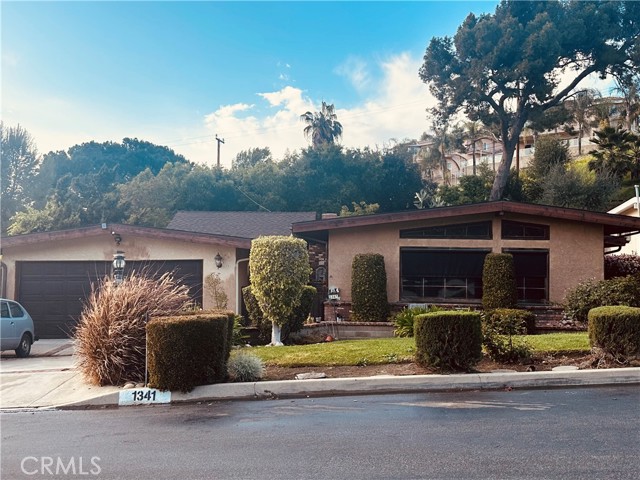 Detail Gallery Image 1 of 1 For 1341 E Harvest Moon St, West Covina,  CA 91792 - 4 Beds | 3 Baths