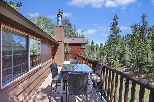 1212 S Minton Avenue, Big Bear City CA: https://media.crmls.org/medias/a1017dc5-d971-4356-920f-b8a23de417de.jpg
