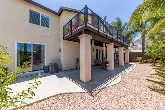 8656 Calle Canon Road, Corona CA: https://media.crmls.org/medias/a101e415-c156-45fa-8272-6d5a8c2b02c1.jpg