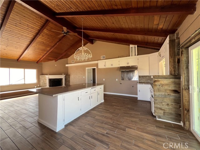 Detail Gallery Image 6 of 25 For 11012 Matilija Rd, Apple Valley,  CA 92308 - 4 Beds | 2 Baths