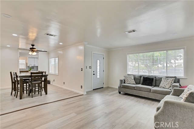 828 Tehama Avenue, Oroville CA: https://media.crmls.org/medias/a102ca29-d2d1-47a8-8061-a502f15ad449.jpg