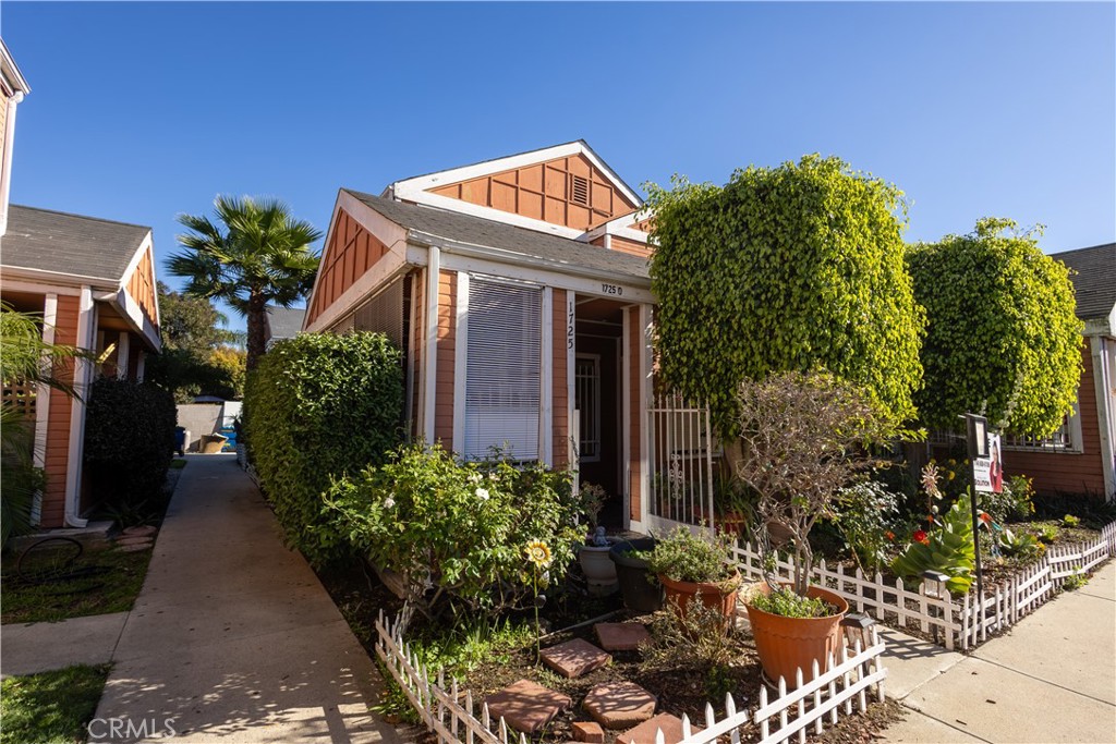 1725 W 3rd Street #1